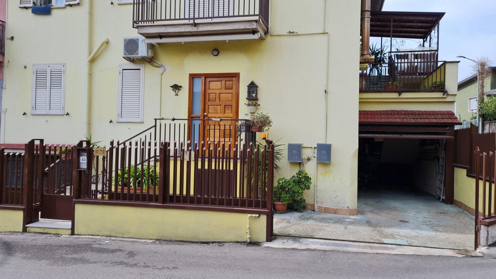 Casa Arianna Apartment Avella Exterior photo